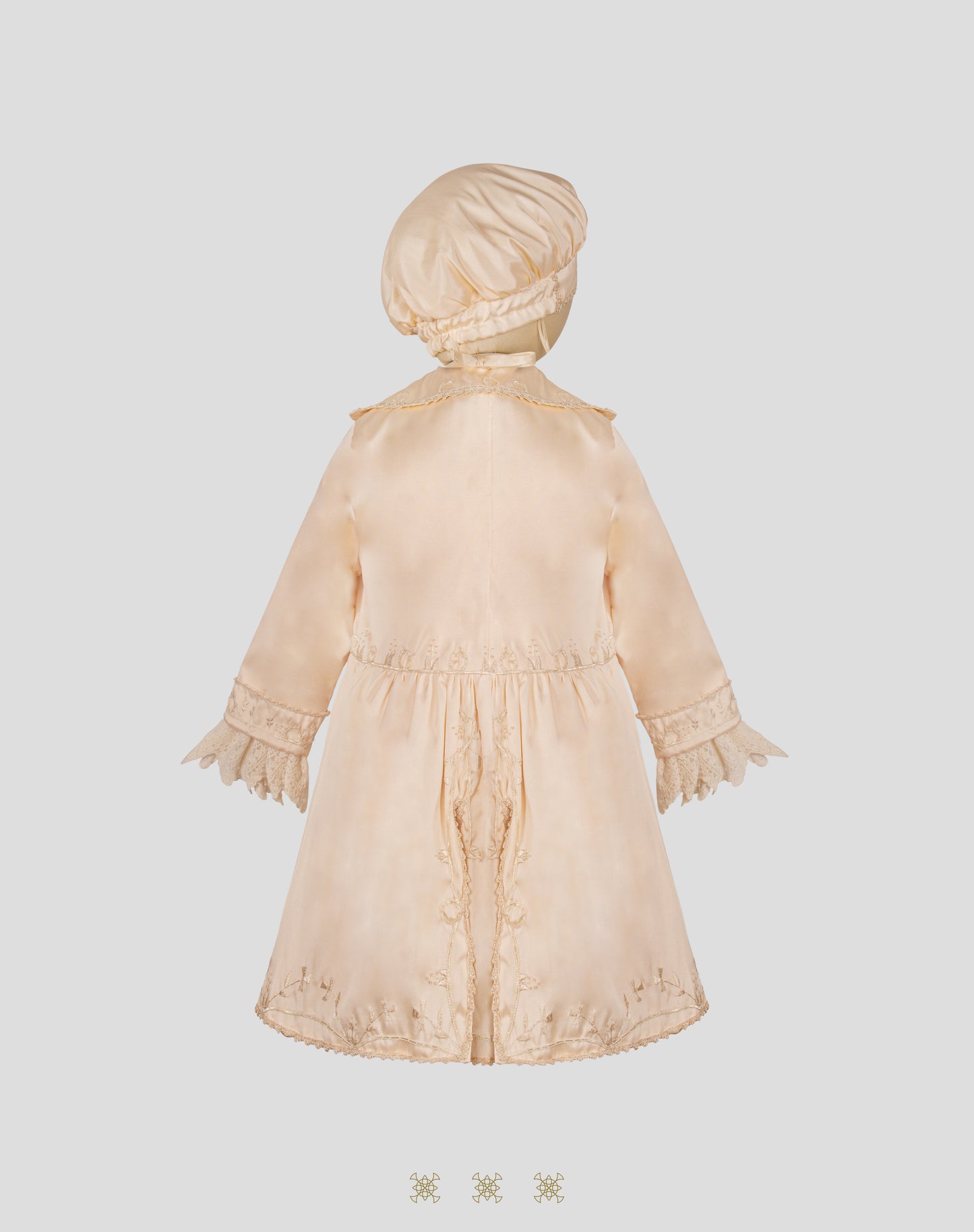 Ropón  de bautizo estilo príncipe 02-643