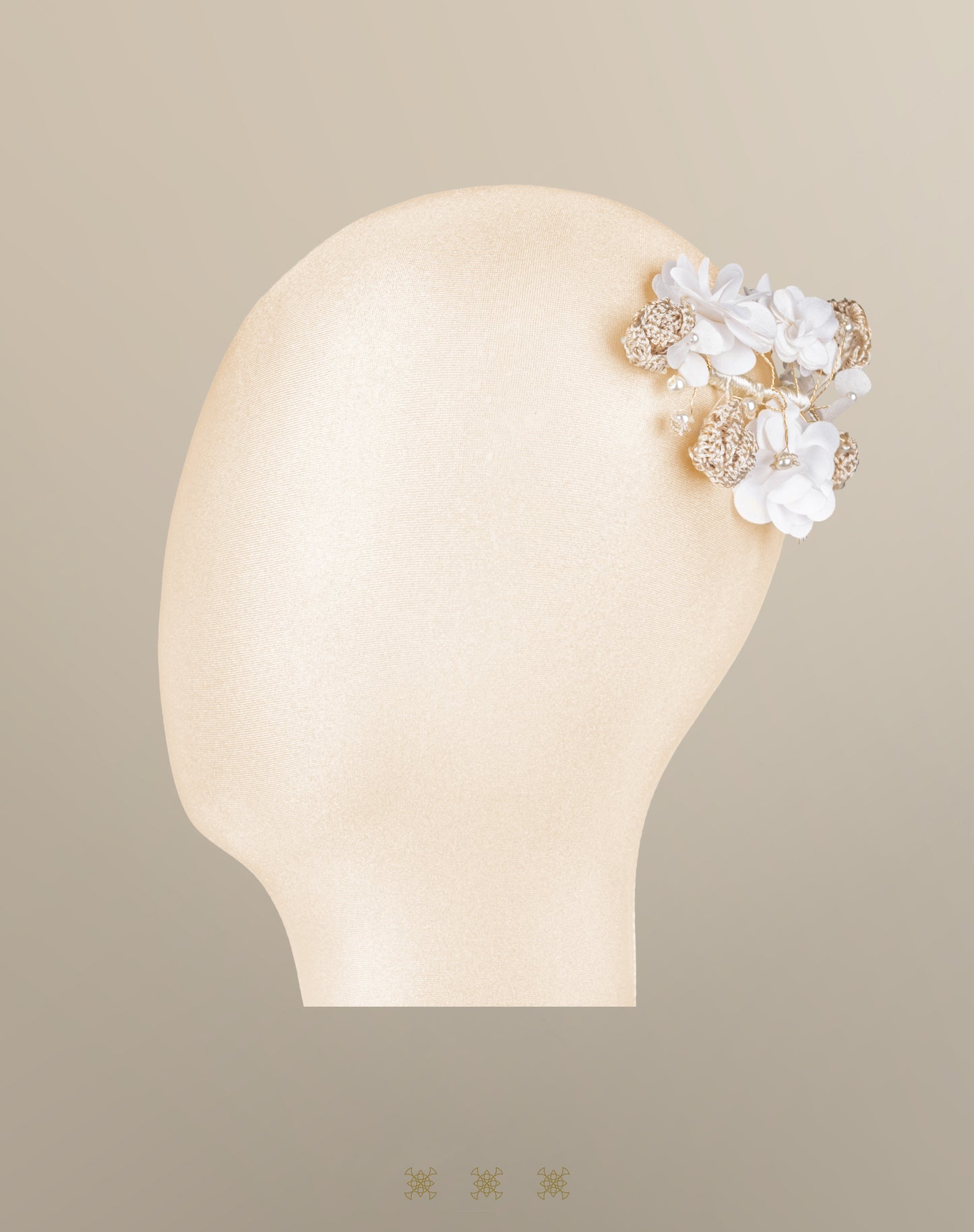 Peineta de flores hueso 02-650