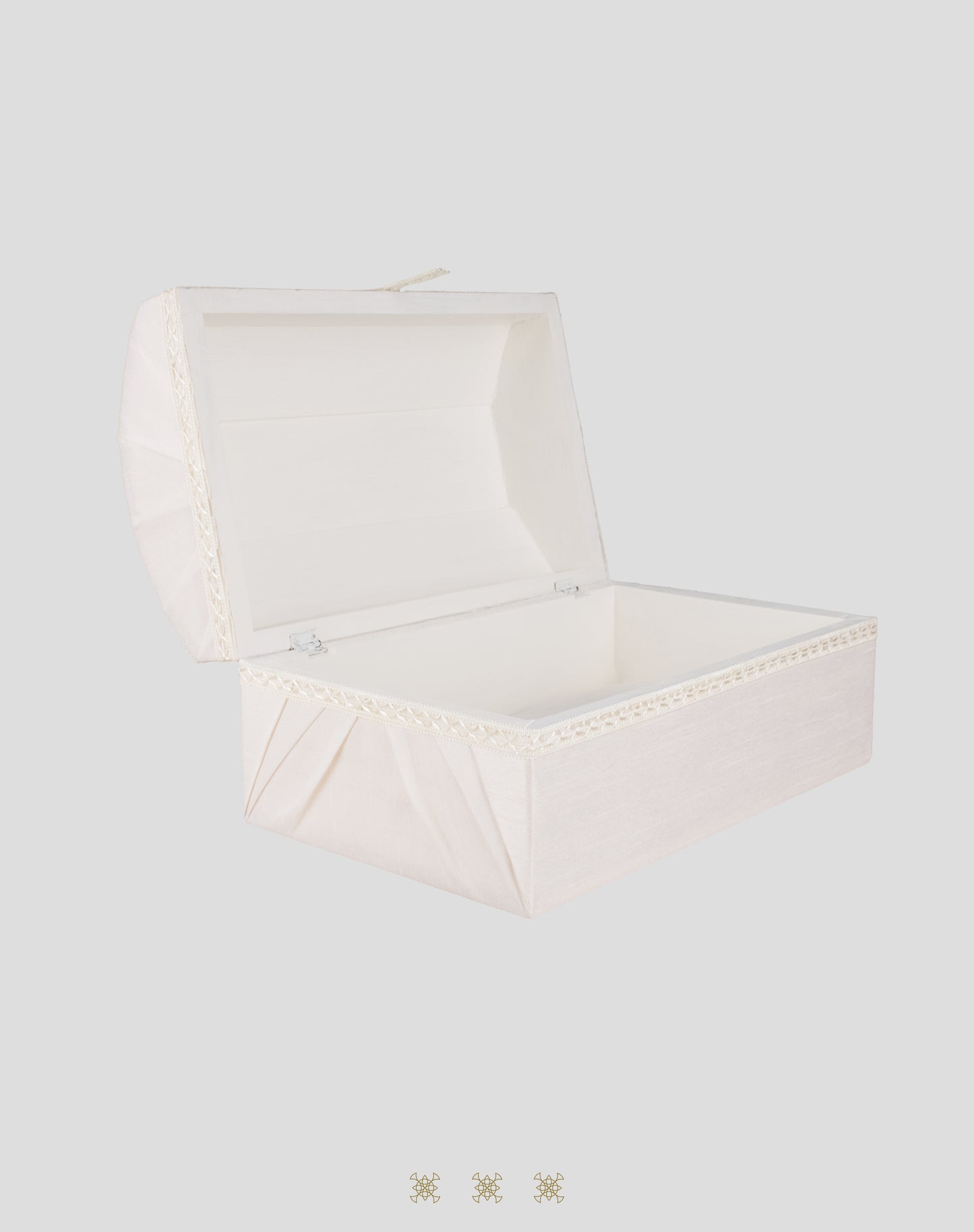 Baúl Con Cruz Hueso 04-496