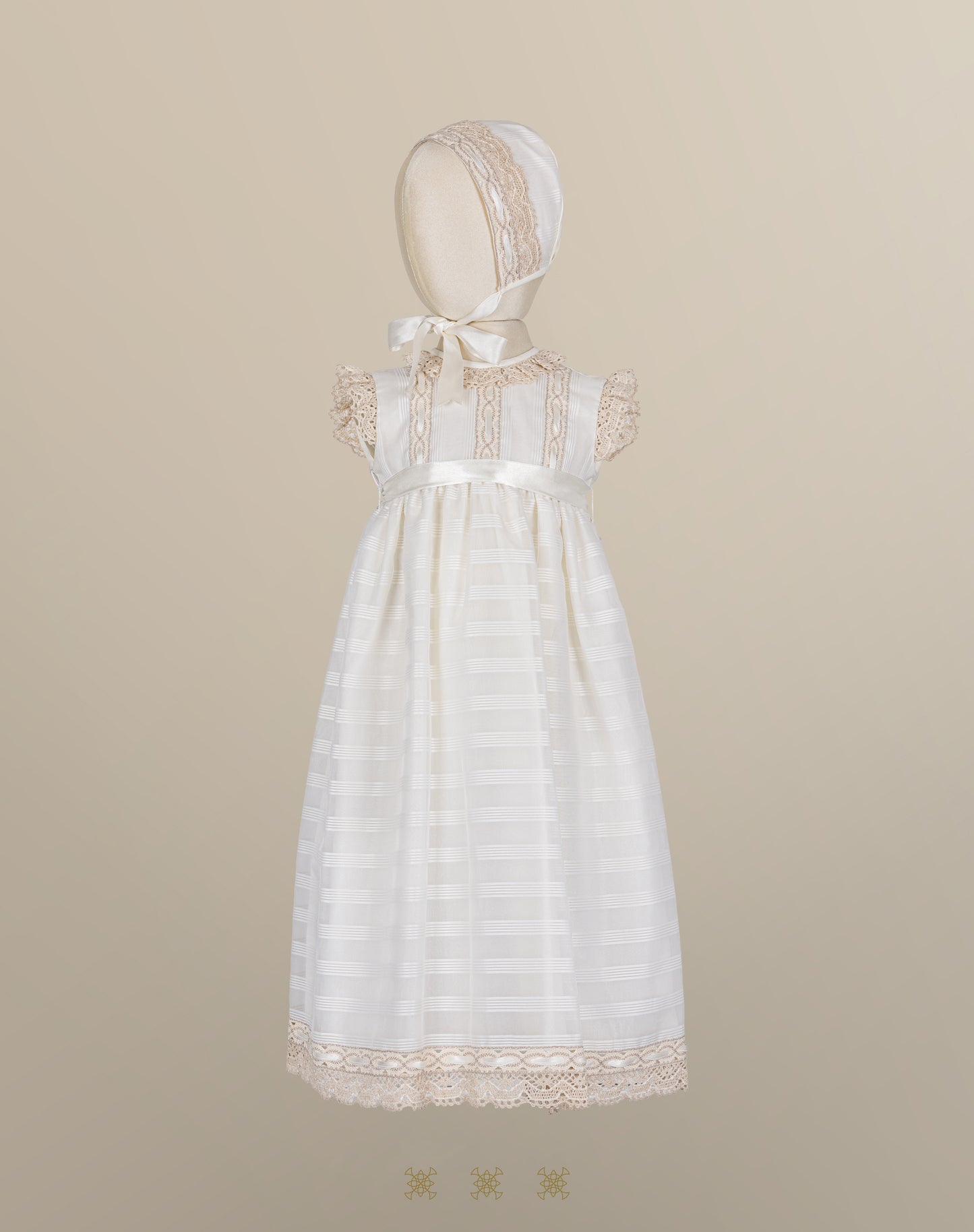 Ropón de bautizo de seda italiana hueso 13-068