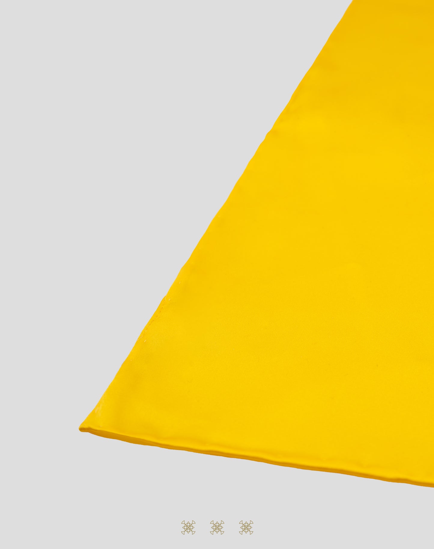 PAÑUELO AMARILLO 40-008