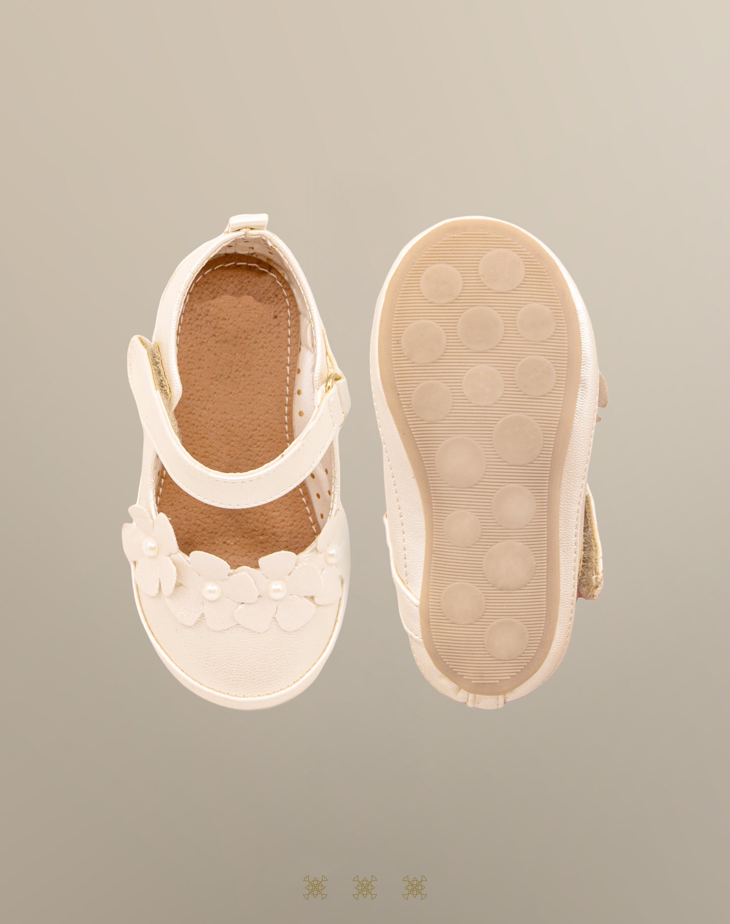 Zapatos de niña hueso 85-006