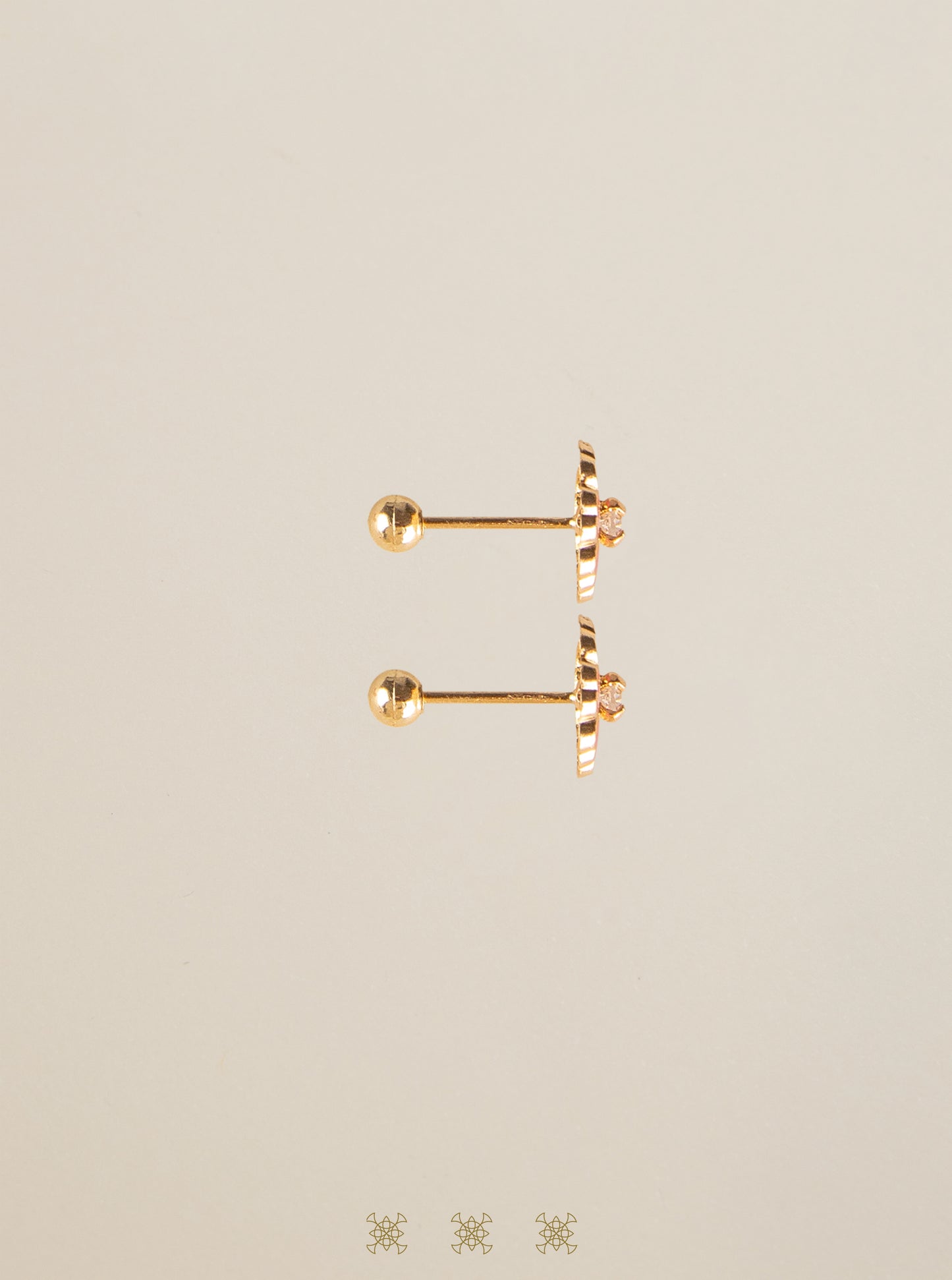 Broquel Oro 10k 86-A68