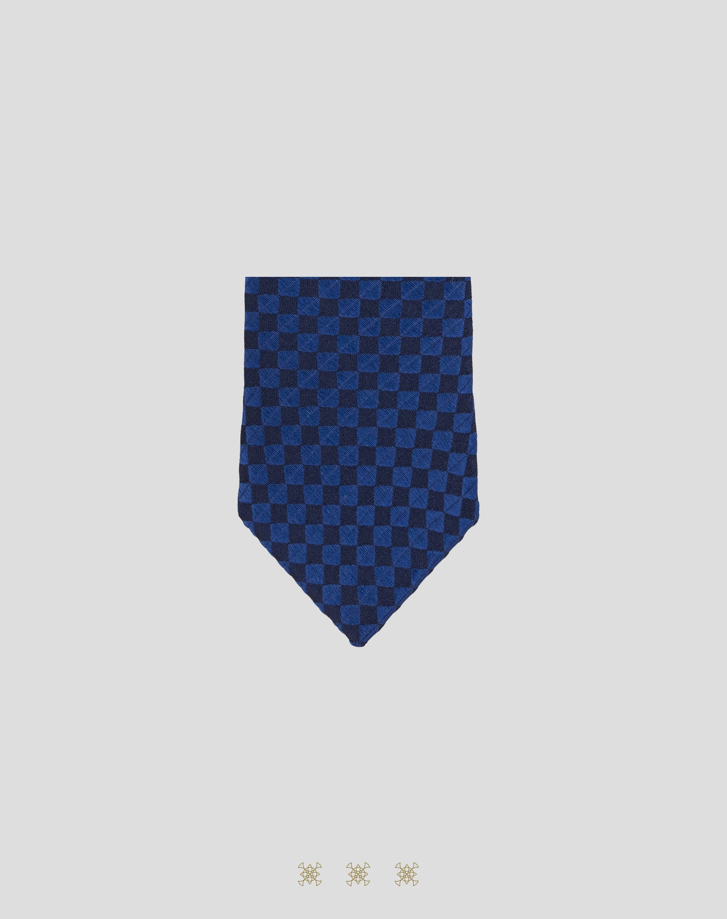 Corbata azul marino de cuadros con nudo 91-041