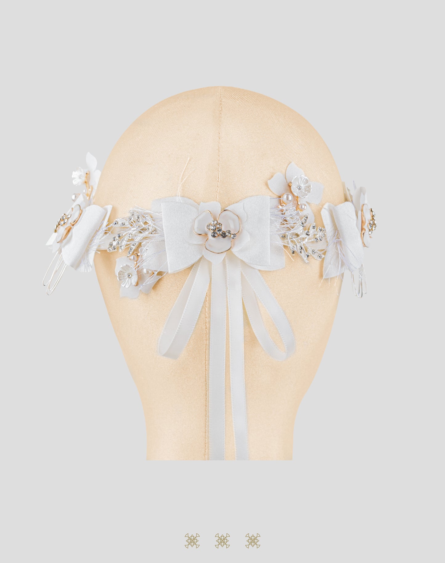 Corona de flores hueso 92-92-314
