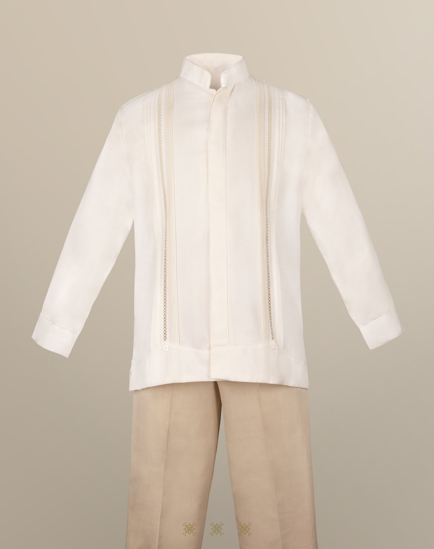 Guayabera y pantalón hueso / kaki infantil 95-003