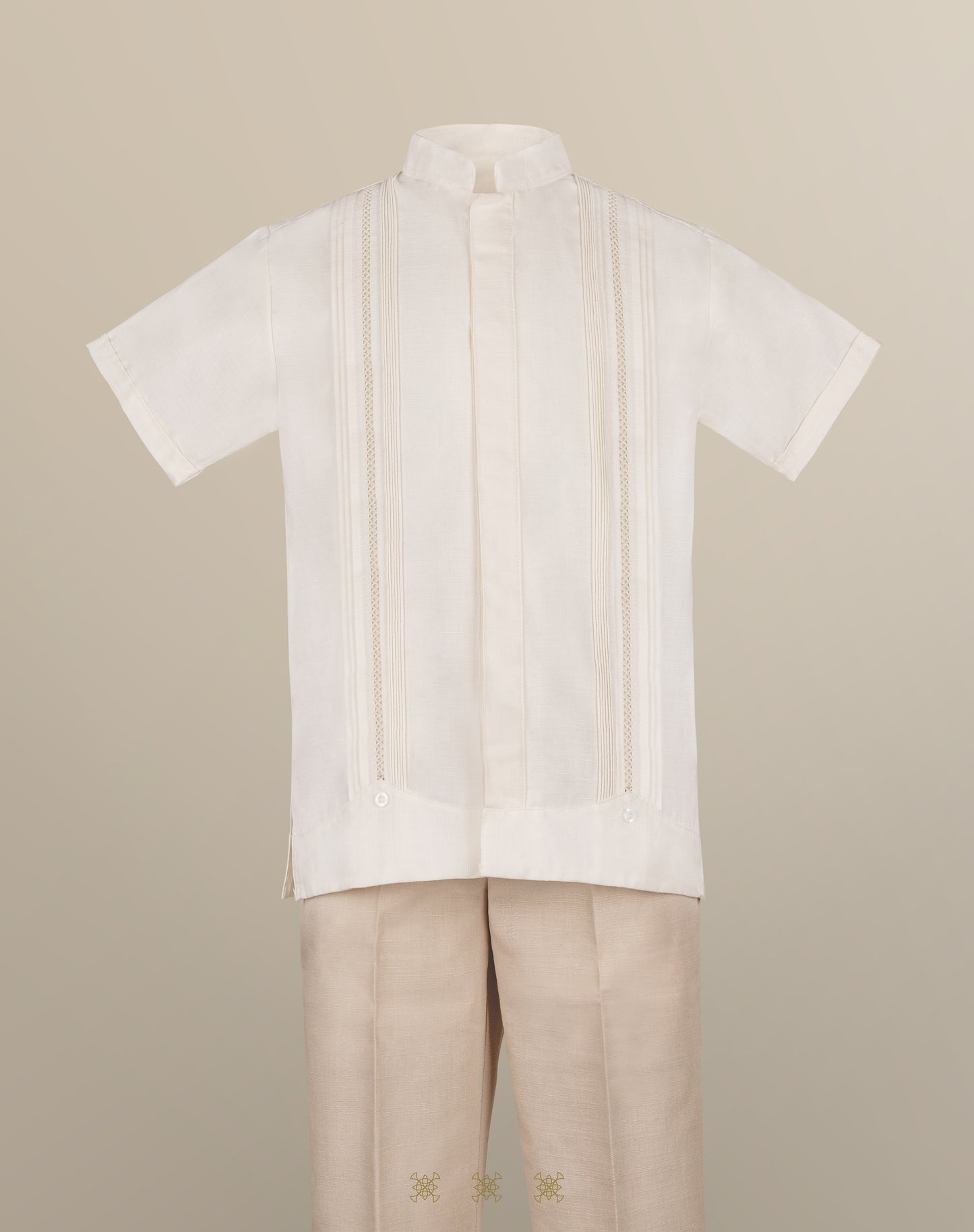 Guayabera y pantalón hueso/kaki infantil 95-007