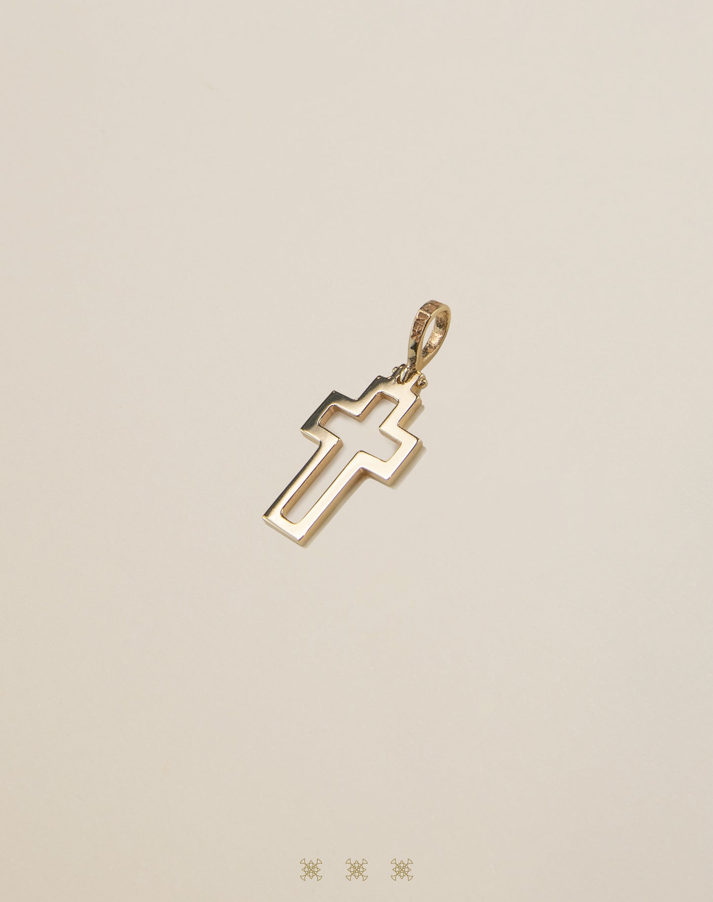 Cruz de 14k 98-031