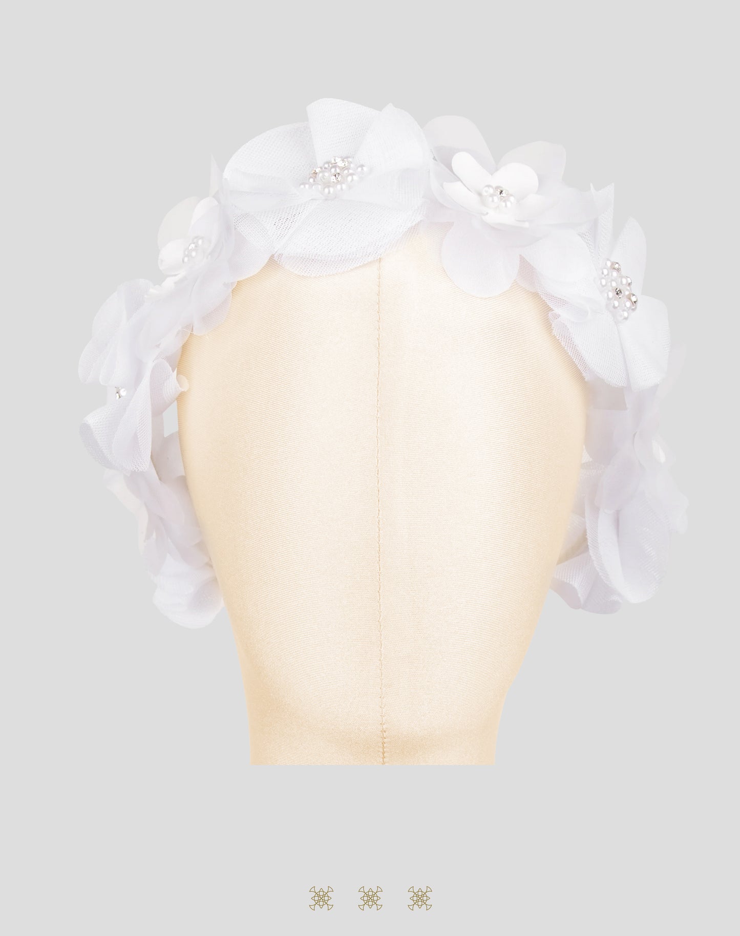 Corona de flores blanca A2-020