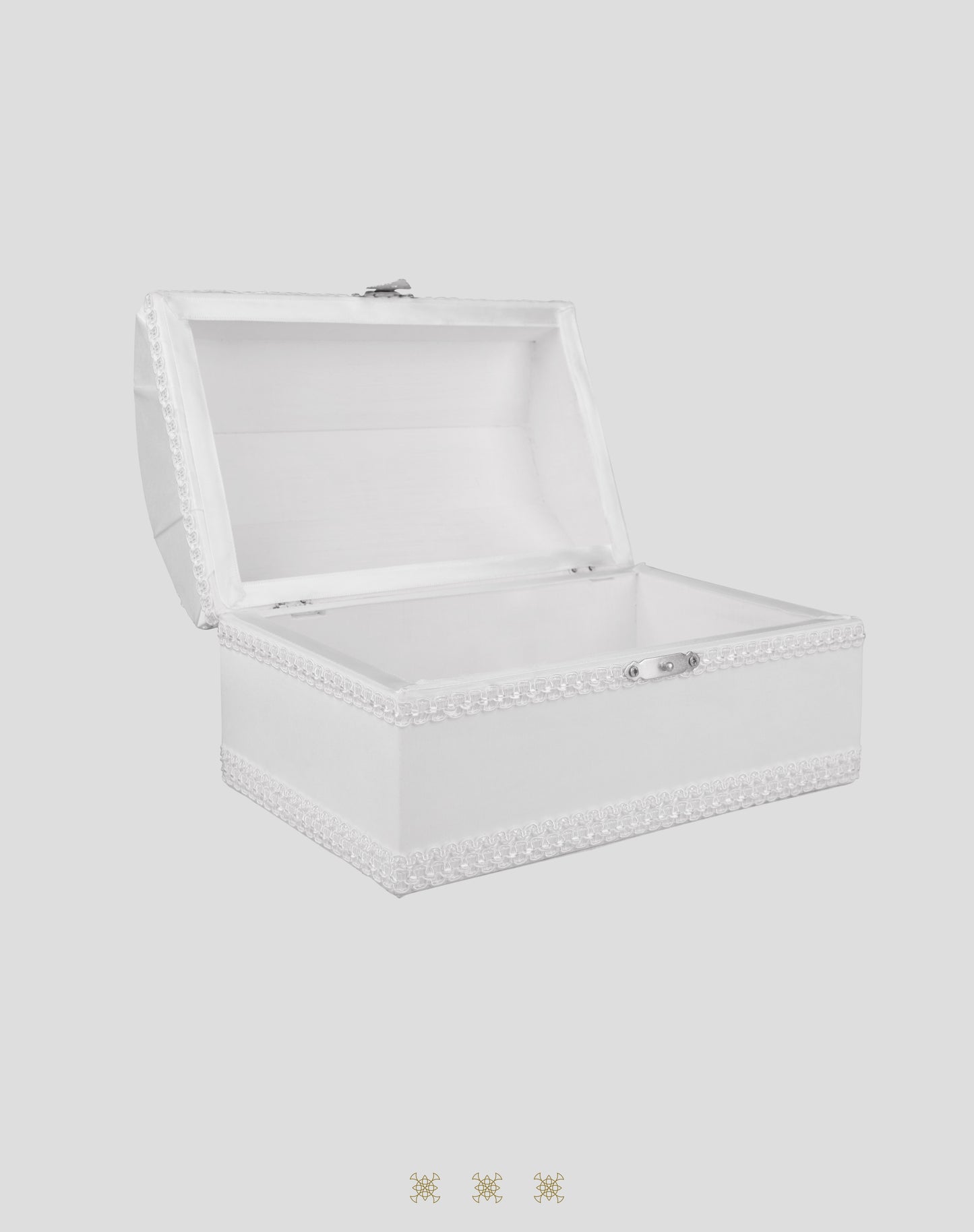 Baúl con cruz A2-047