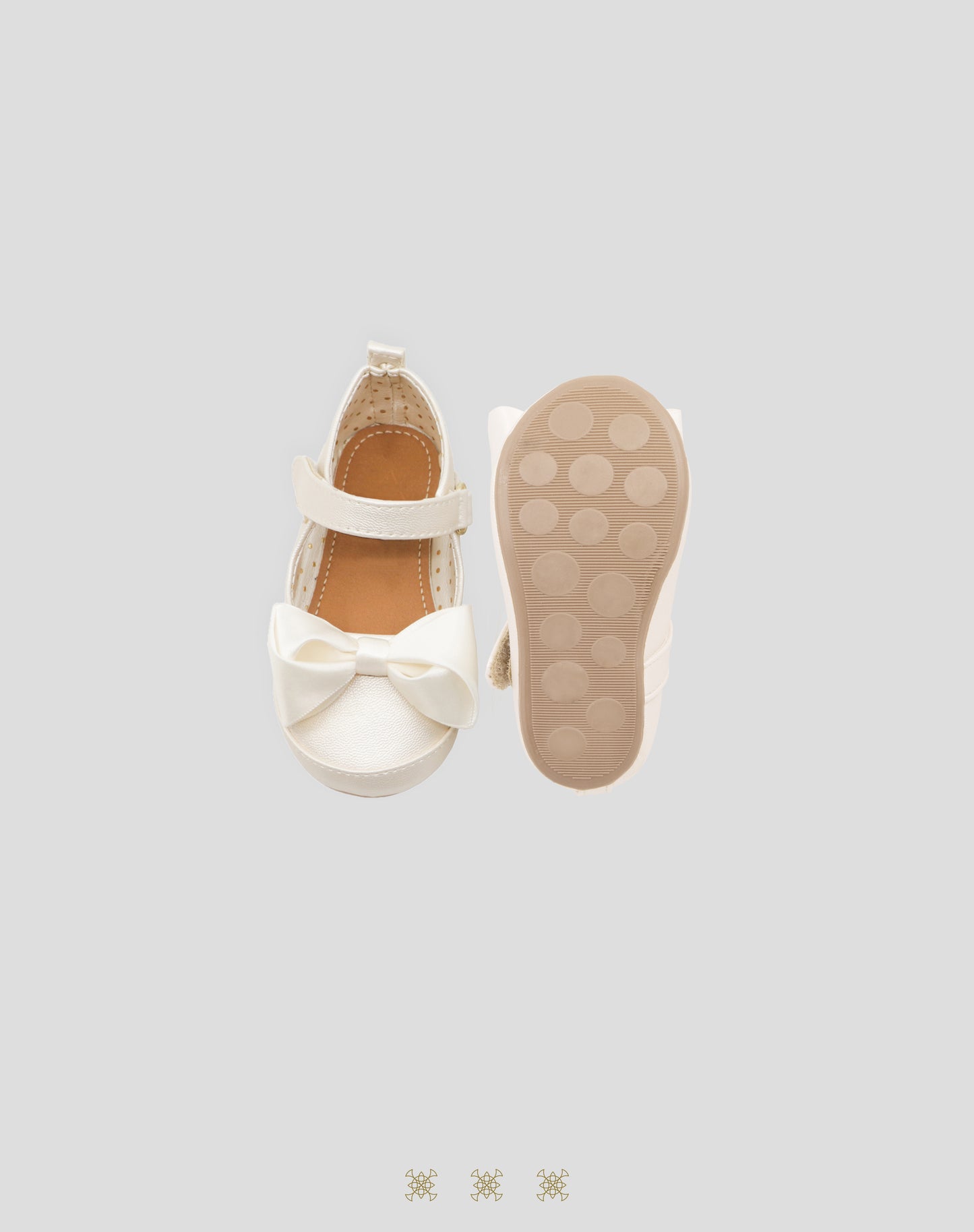Zapatos de niña hueso 85-003