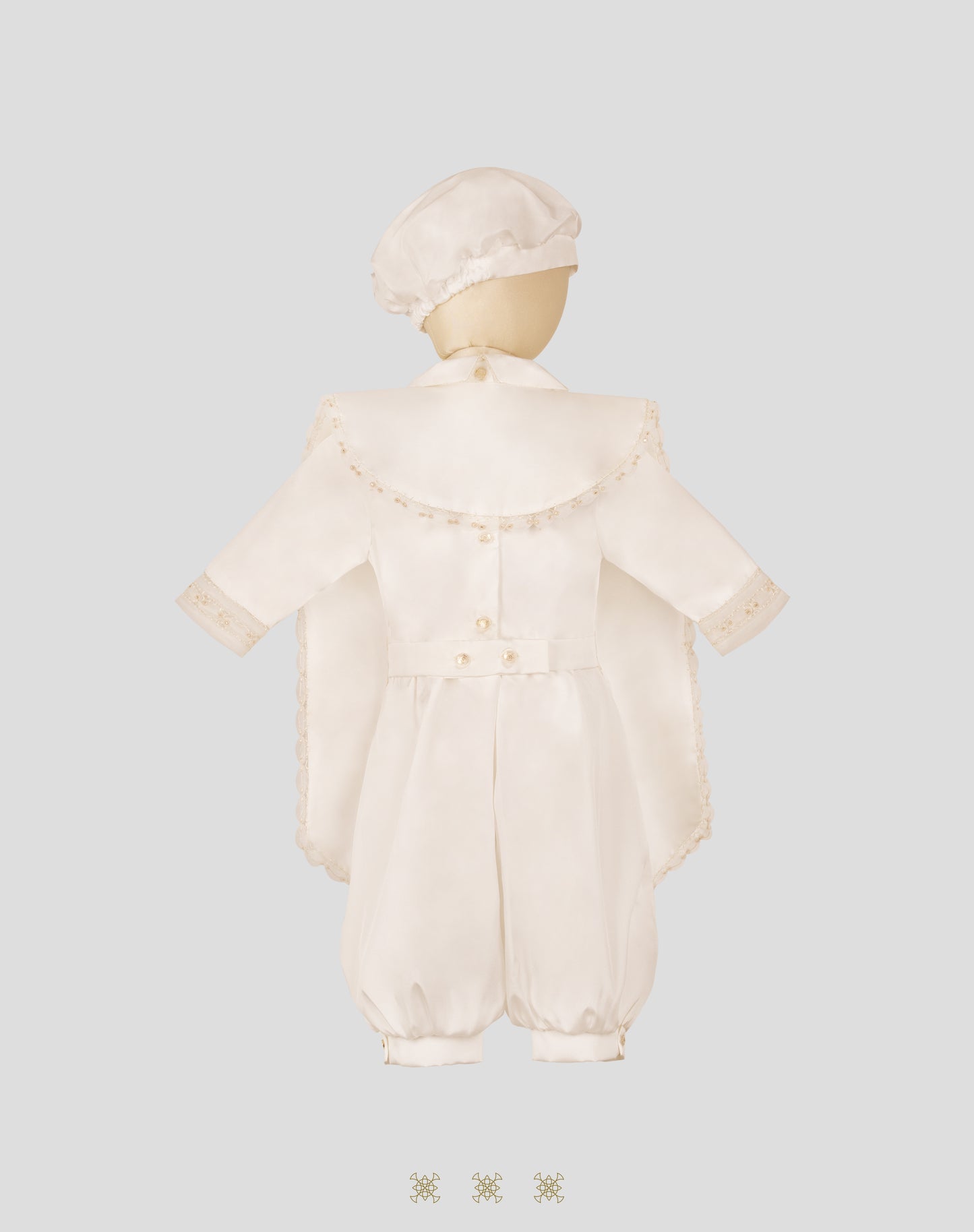 Ropón  de bautizo para niño 02-474