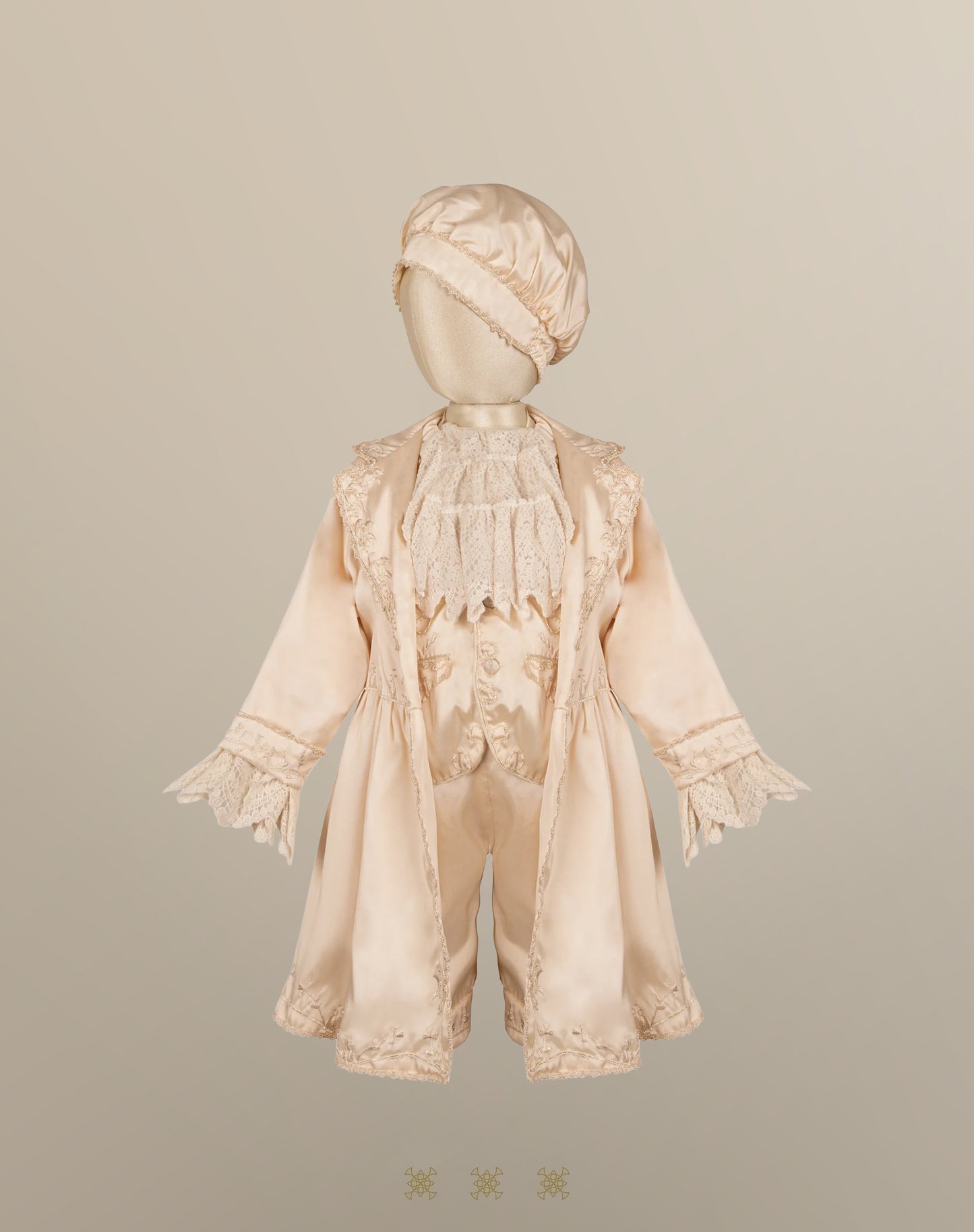 Ropón  de bautizo estilo príncipe beige 02-643