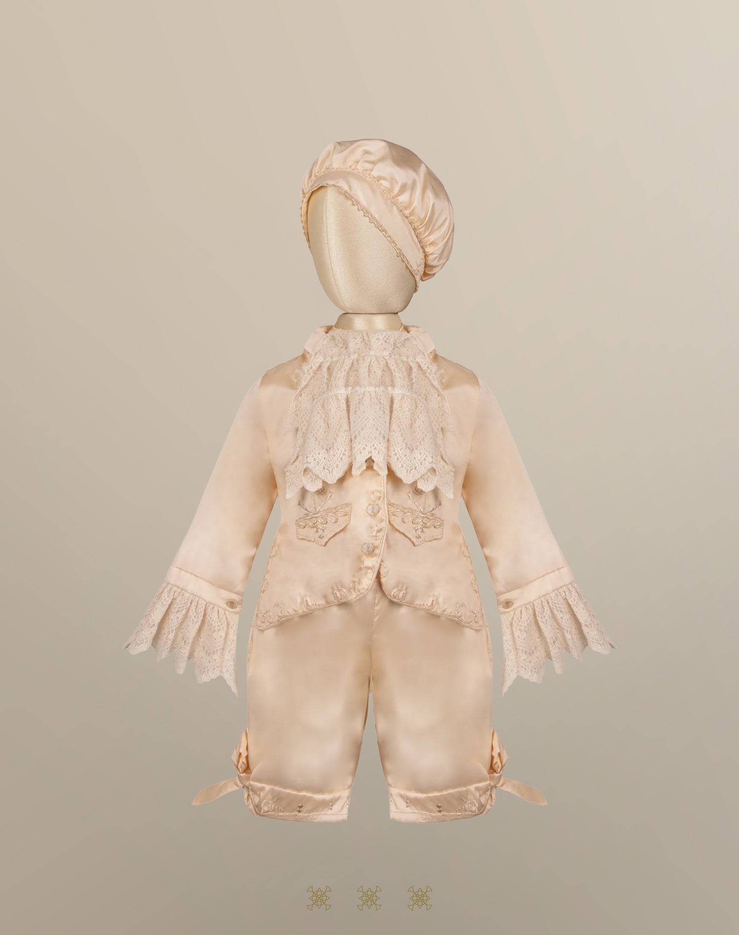 Ropón  de bautizo estilo príncipe beige 02-643