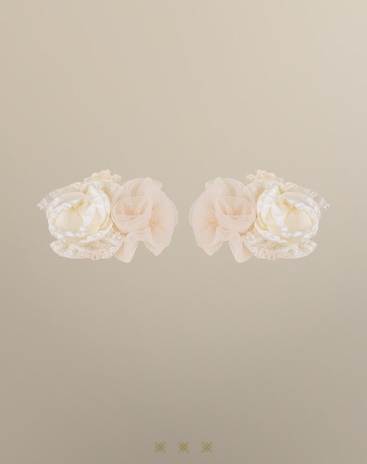 Moños color hueso para niña 02-668