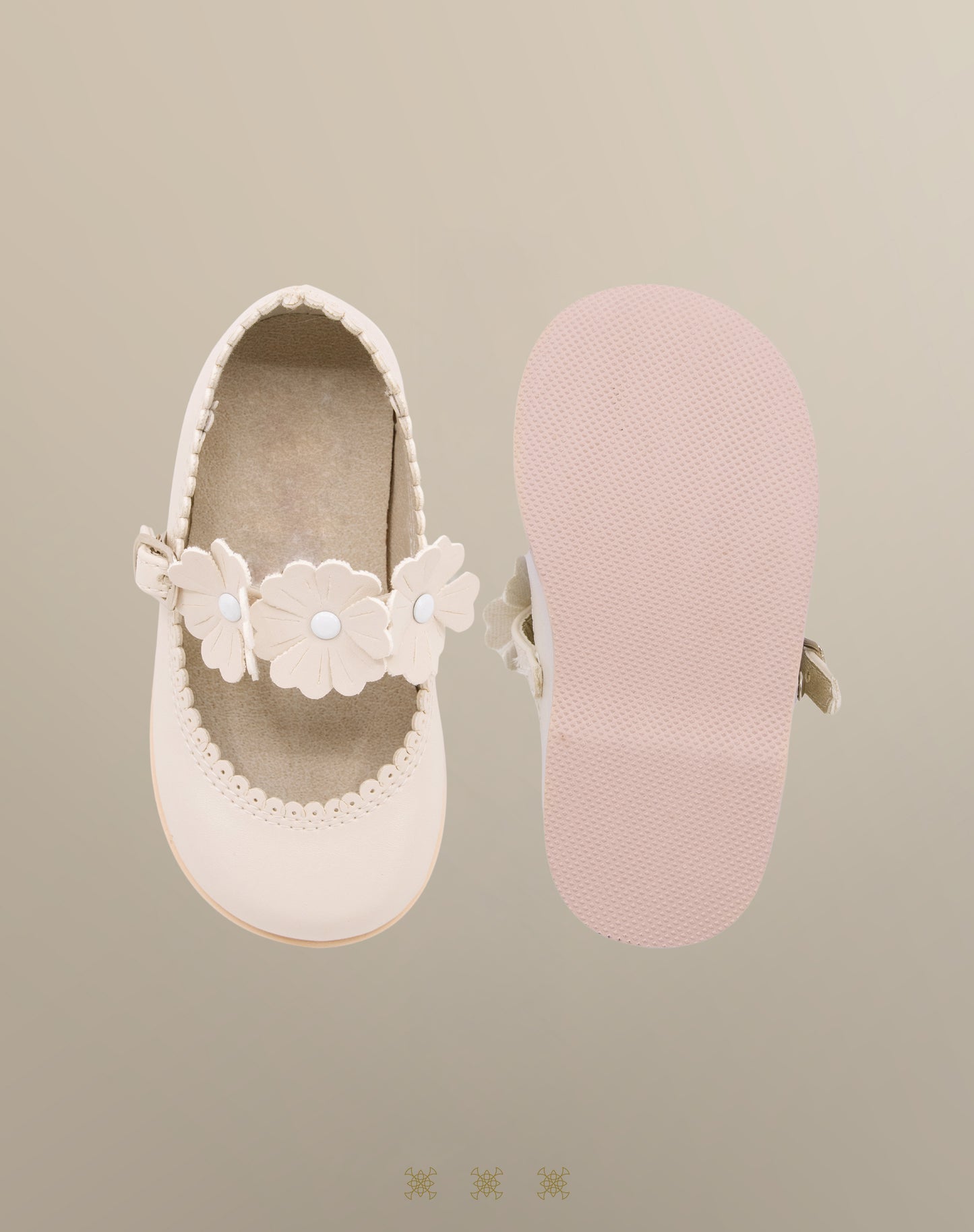 Zapatos de niña hueso 03-079