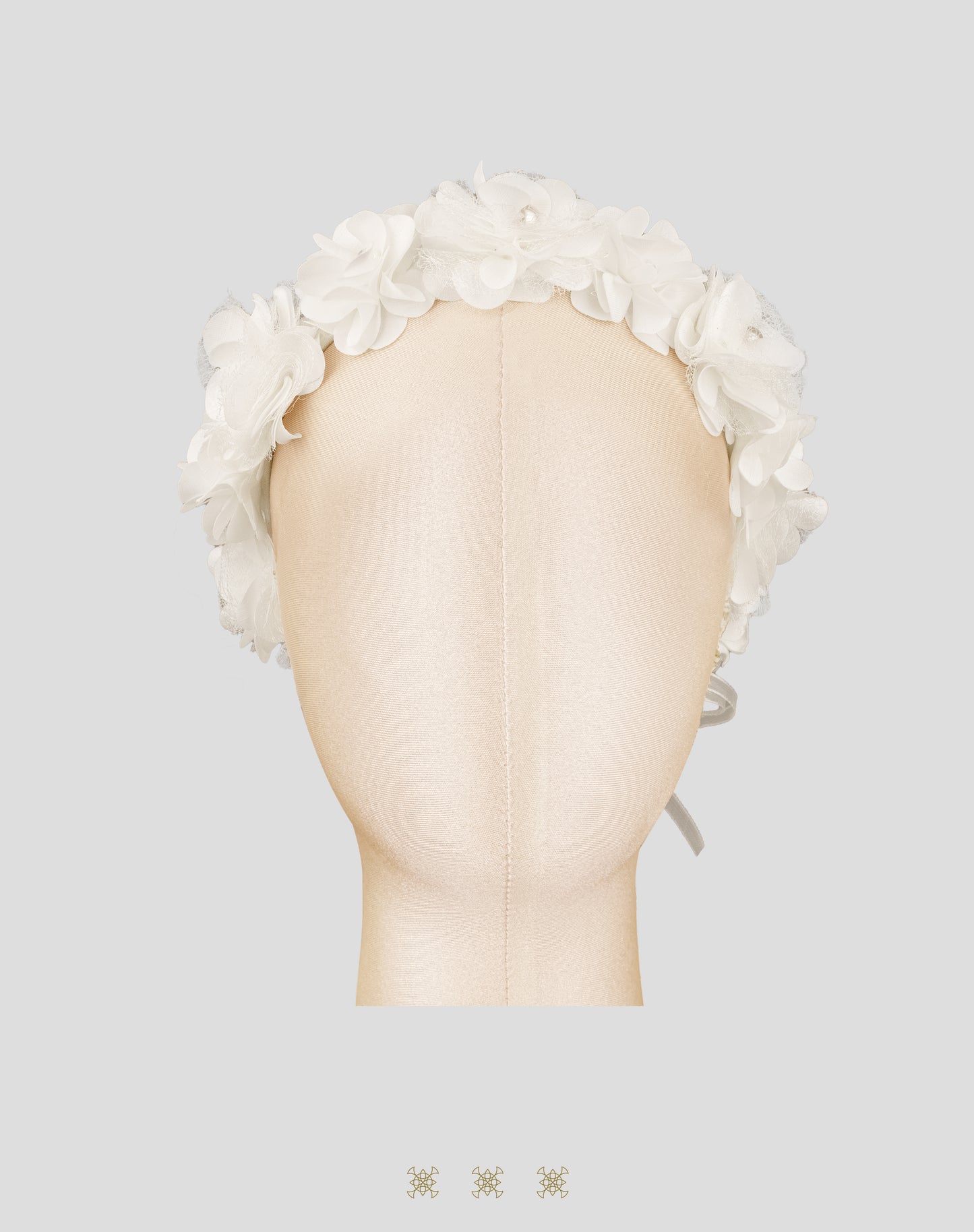 Corona de flores hueso 03-228