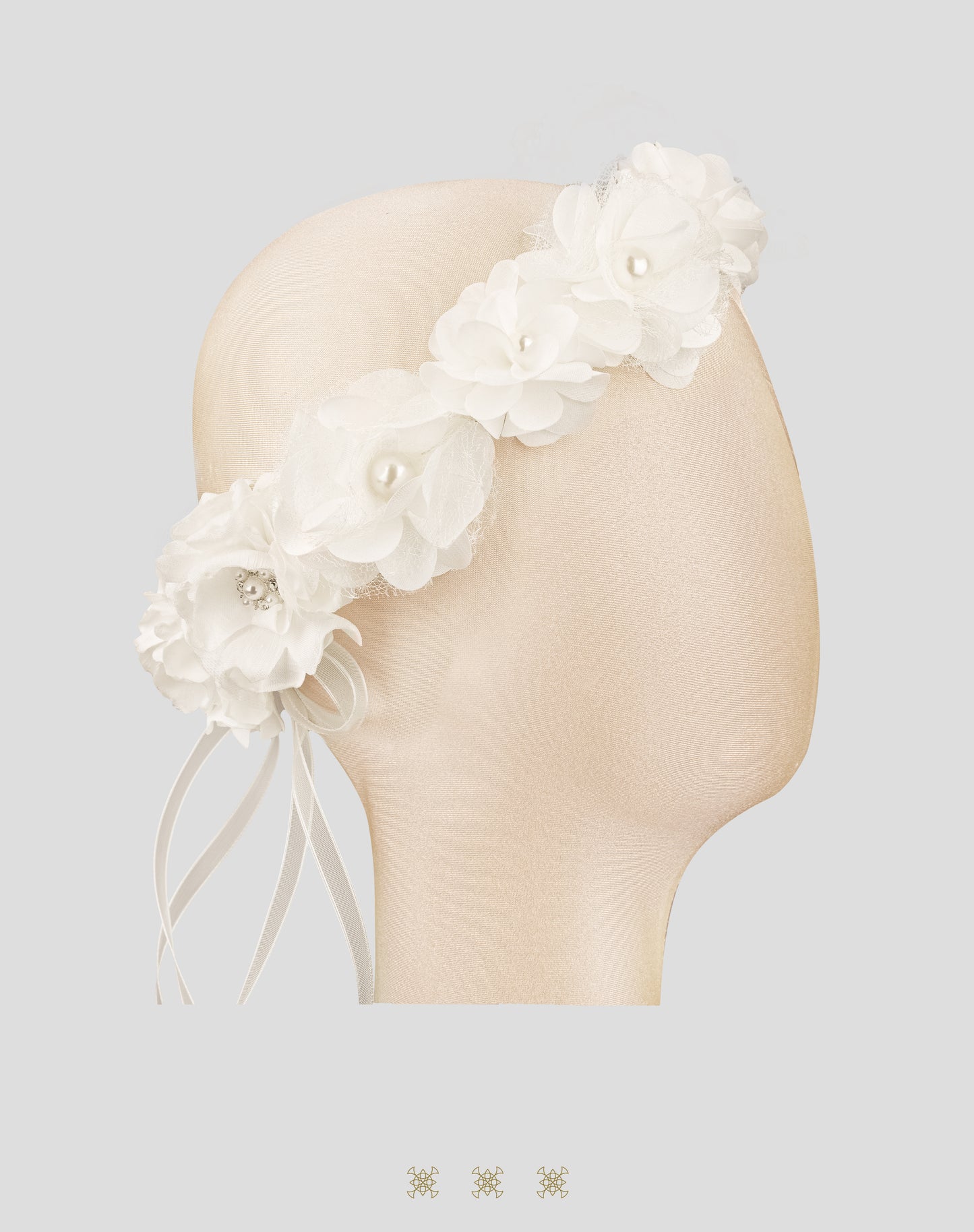 Corona de flores hueso 03-228