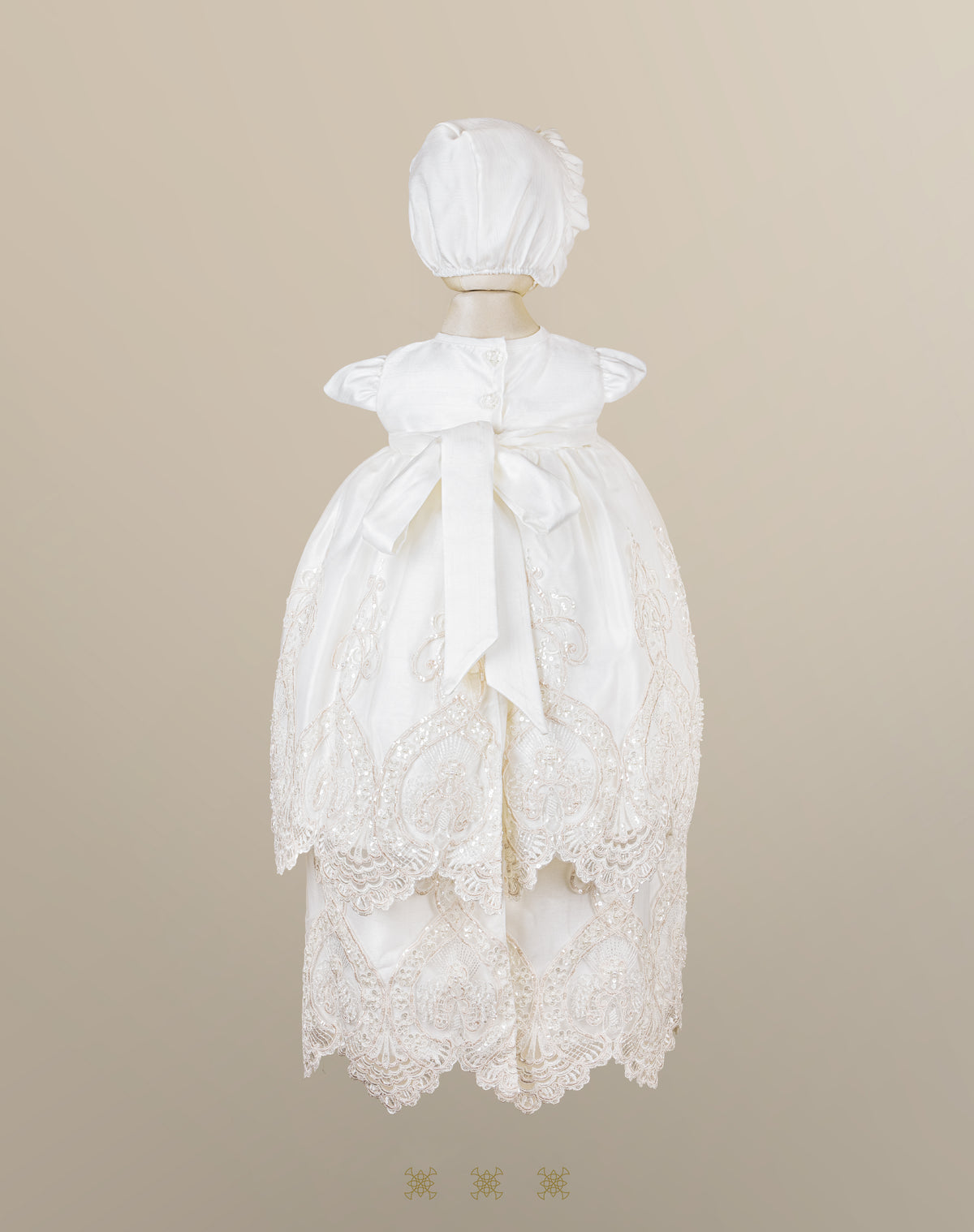 Mini ropón de bautizo de niña hueso 03-369