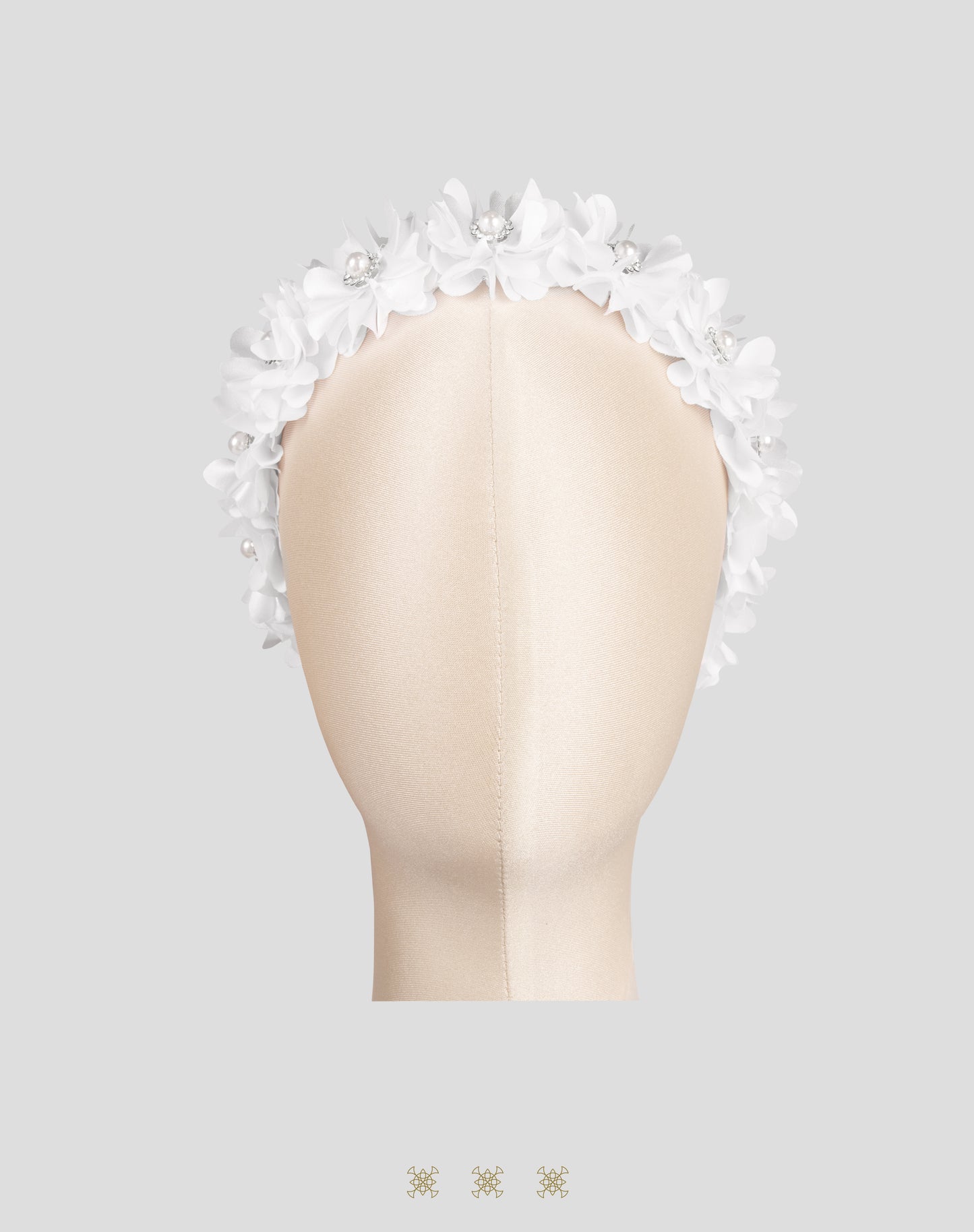 Corona de flores blanca 04-039