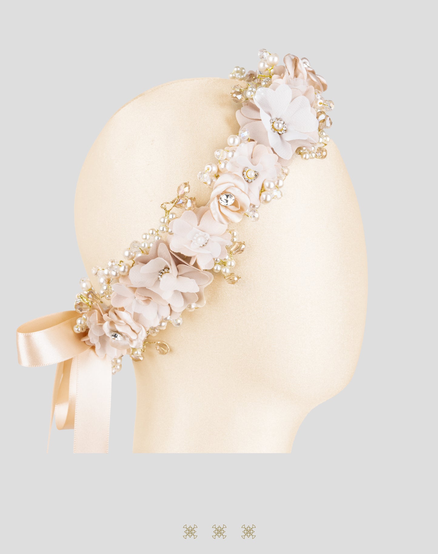 Corona de flores beige 04-558