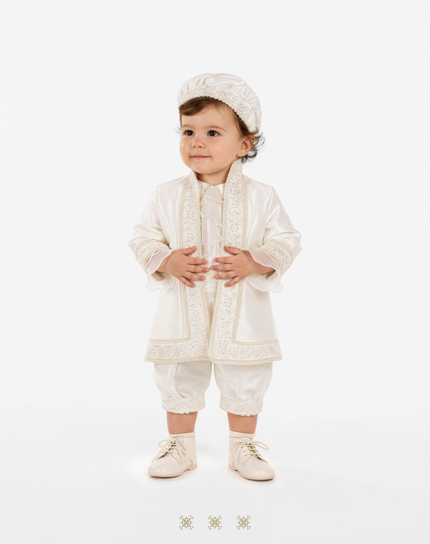 Ropón  de bautizo estilo príncipe Hueso 05-016