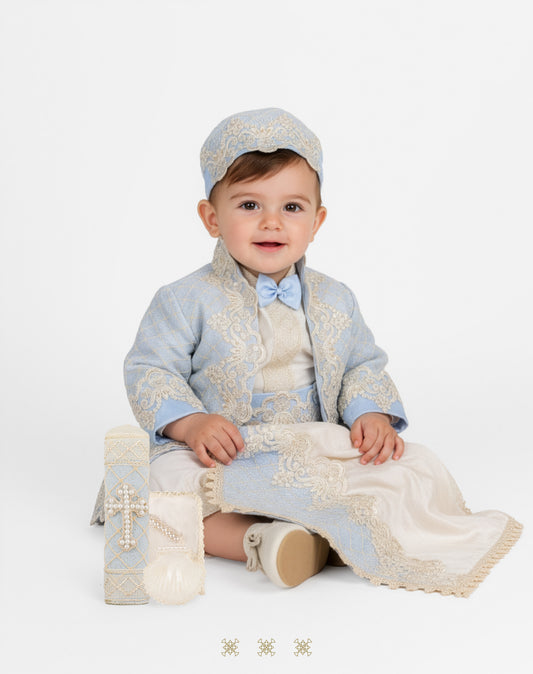 Kit de ropón de bautizo estilo príncipe beige y azul 05-044