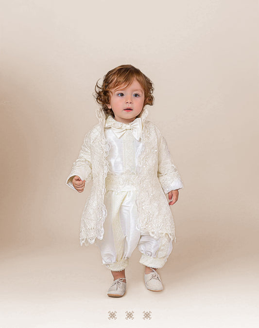 Traje Estilo Principe Hueso 05-044
