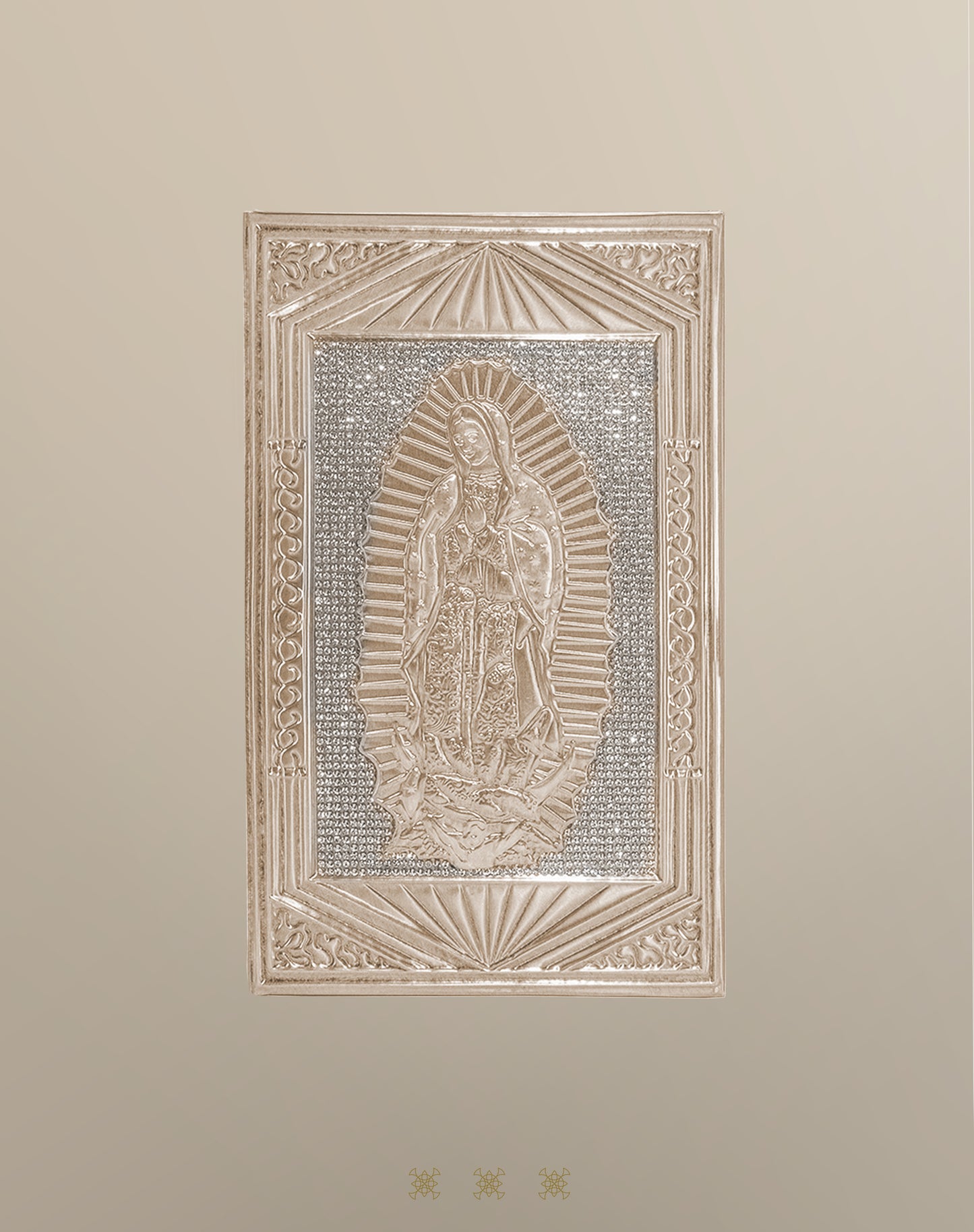 Biblia Repujado dorada 17-246