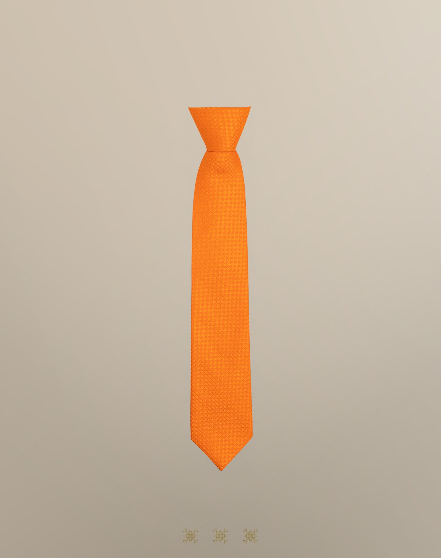 Corbata naranja con nudo 40-005