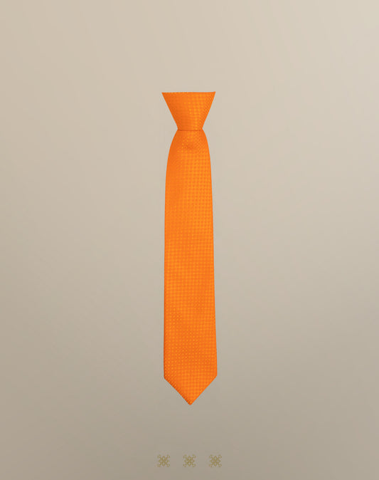 Corbata naranja con nudo 40-005