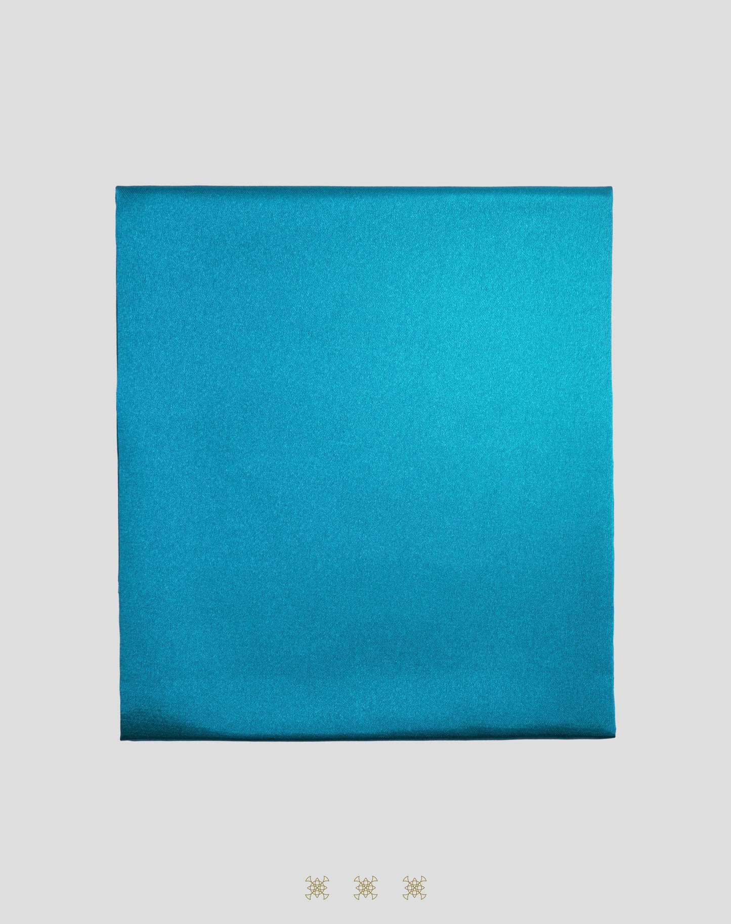 PAÑUELO AZUL CELESTE 40-007