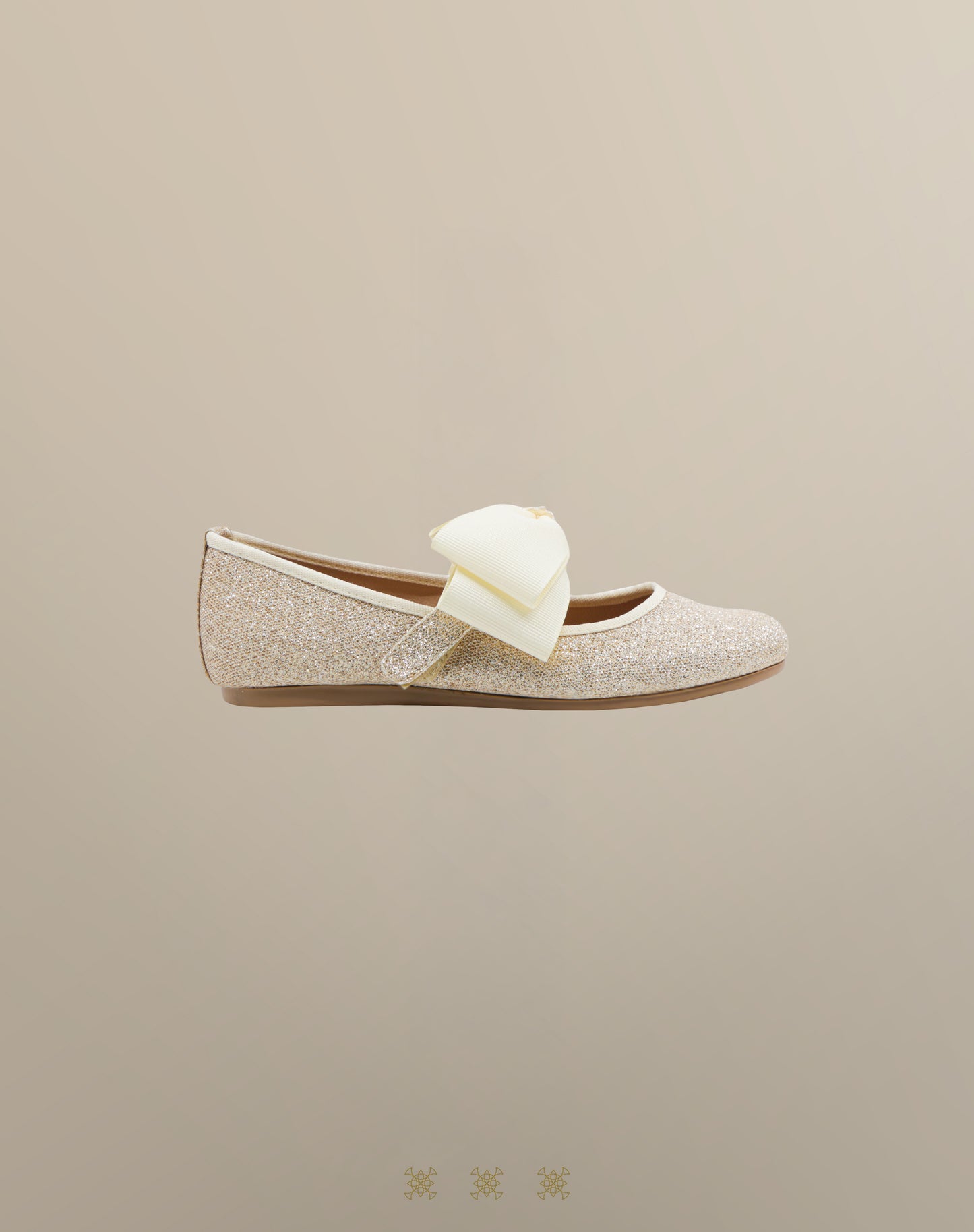 Zapatos Juveniles dorado 85-001