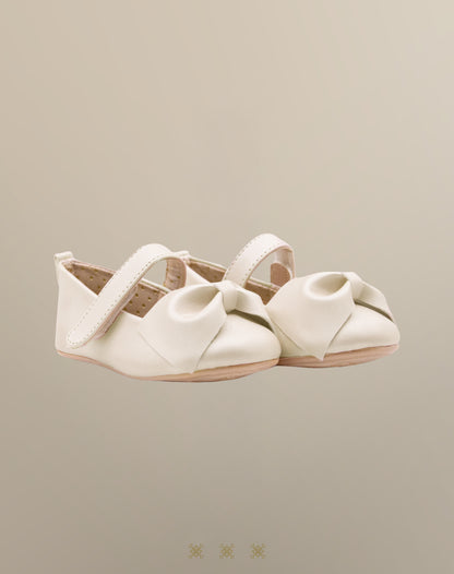 Zapatos de niña ivory 85-004