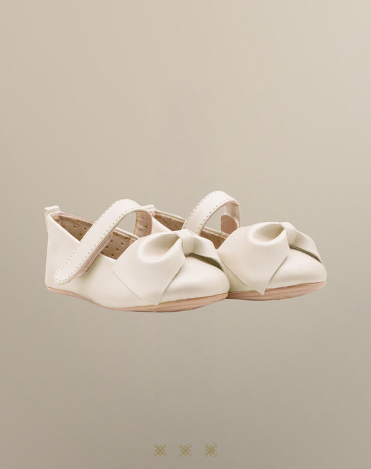 Zapatos de niña ivory 85-004