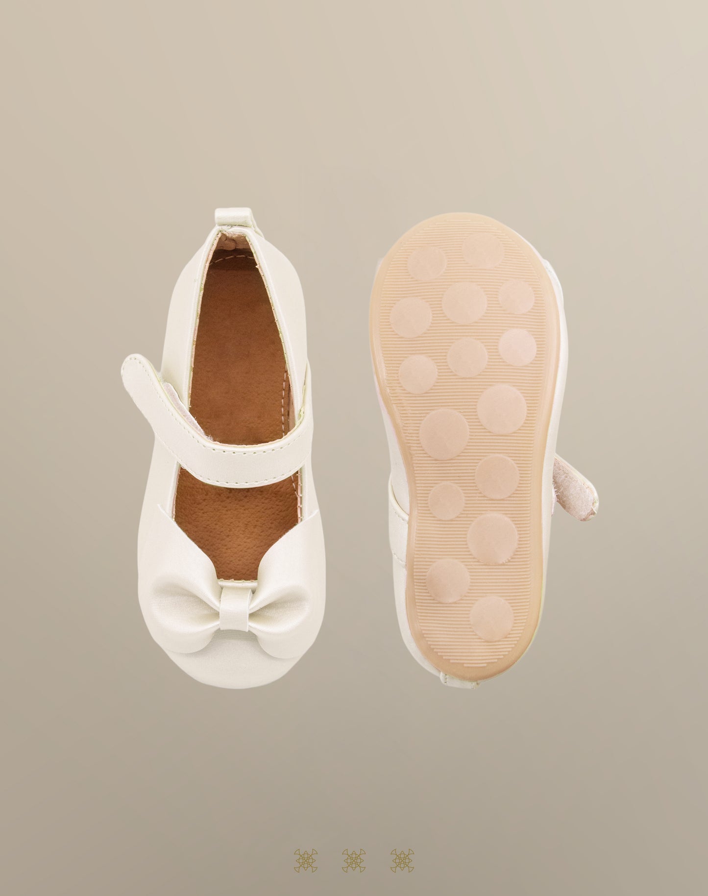 Zapatos de niña ivory 85-004