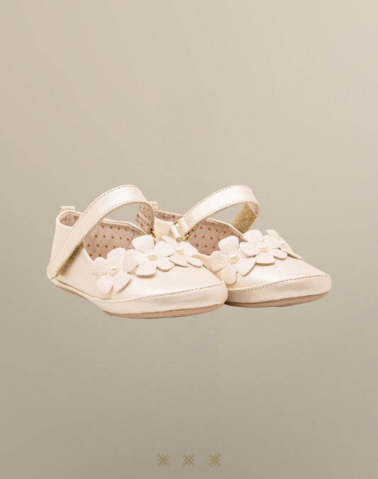 Zapatos de niña hueso 85-006