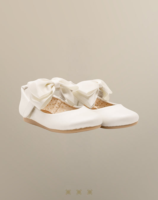 Zapatos de niña hueso 85-007