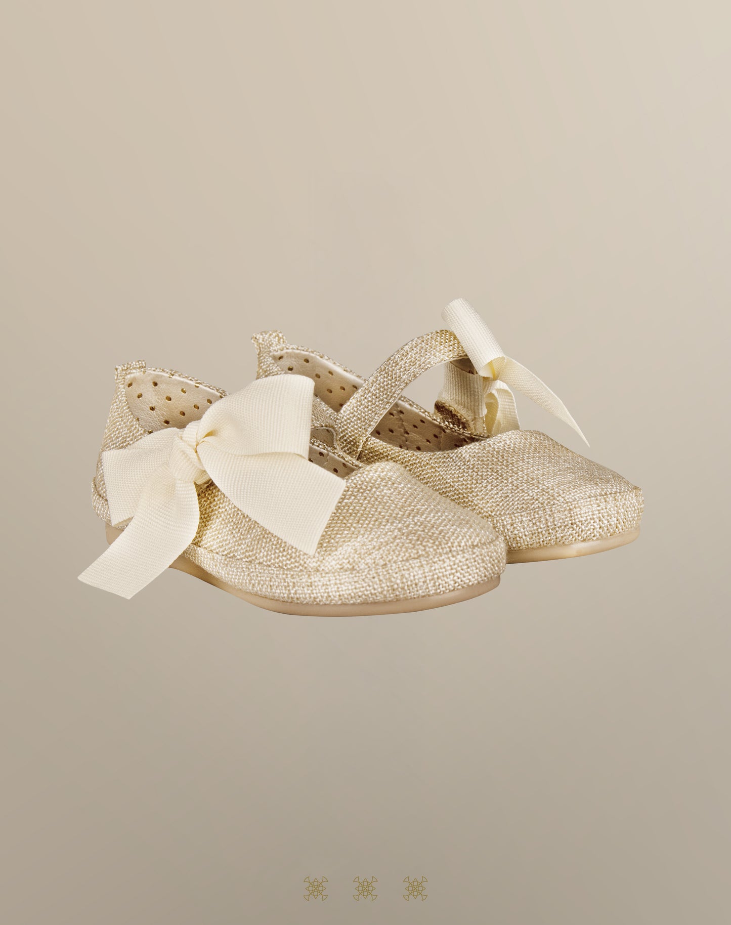 Zapatos de niña Golden Beige 85-020