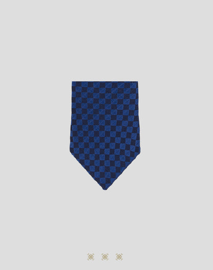 Corbata azul marino de cuadros con nudo 91-041