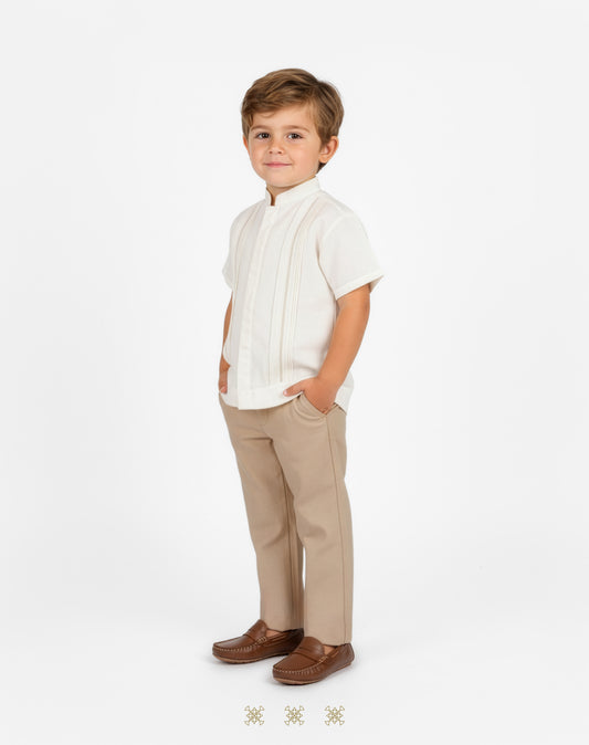 Guayabera y pantalón hueso/kaki infantil 95-007