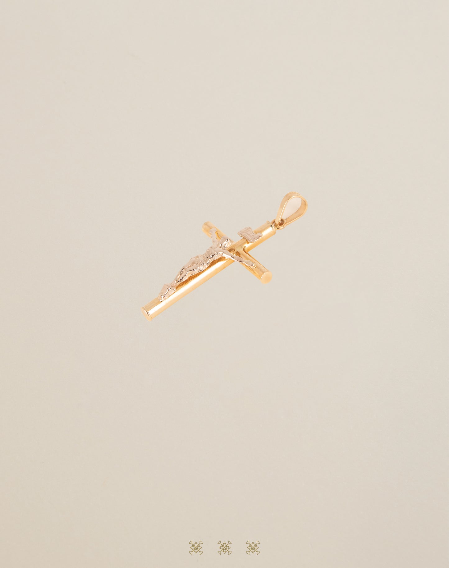 Cruz de 14k 99-002