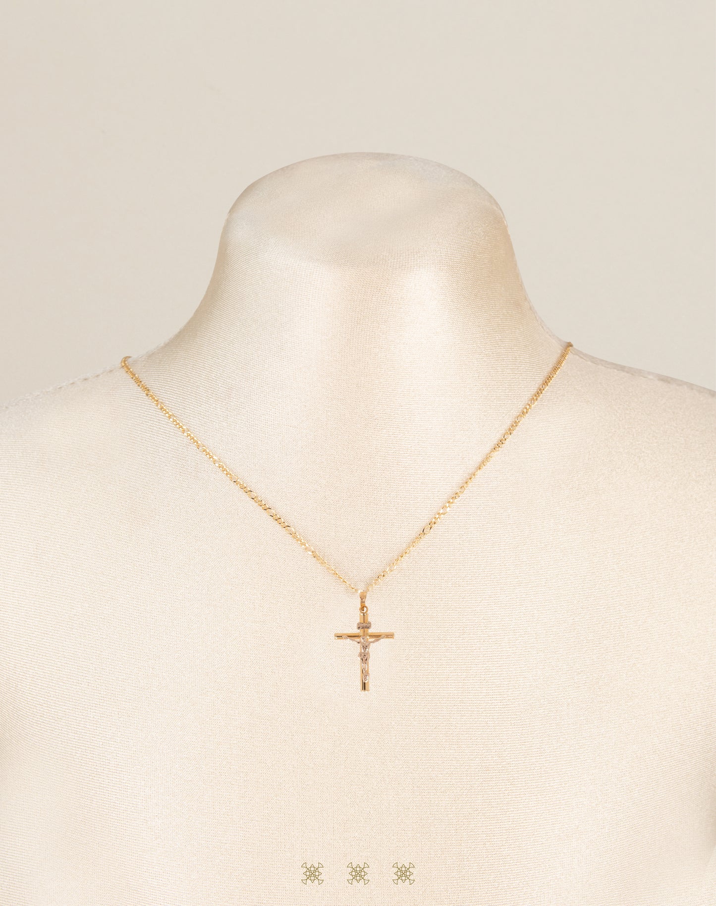 Cruz de 14k 99-002