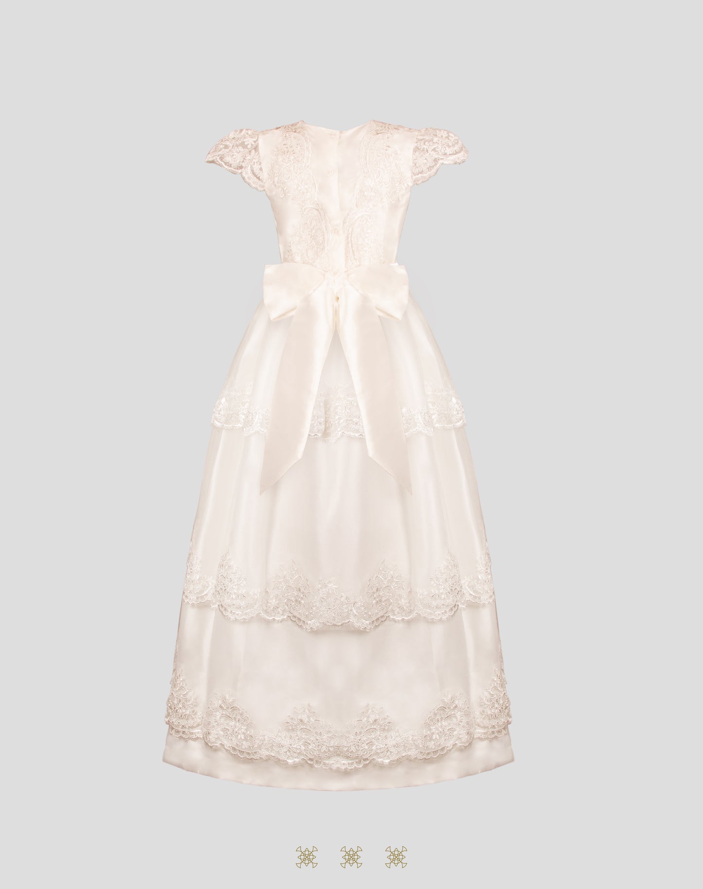 Vestido juvenil hueso A7-007