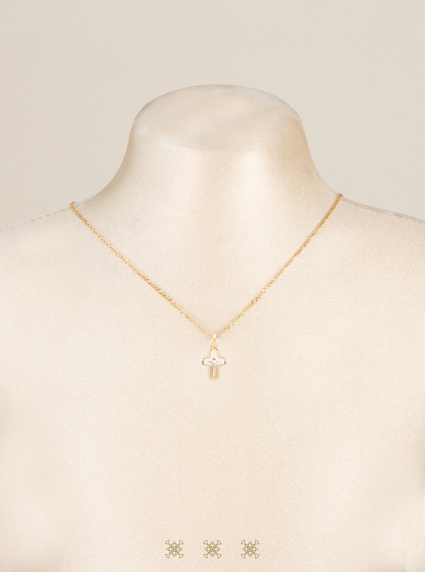 Cristo de 14k 98-002