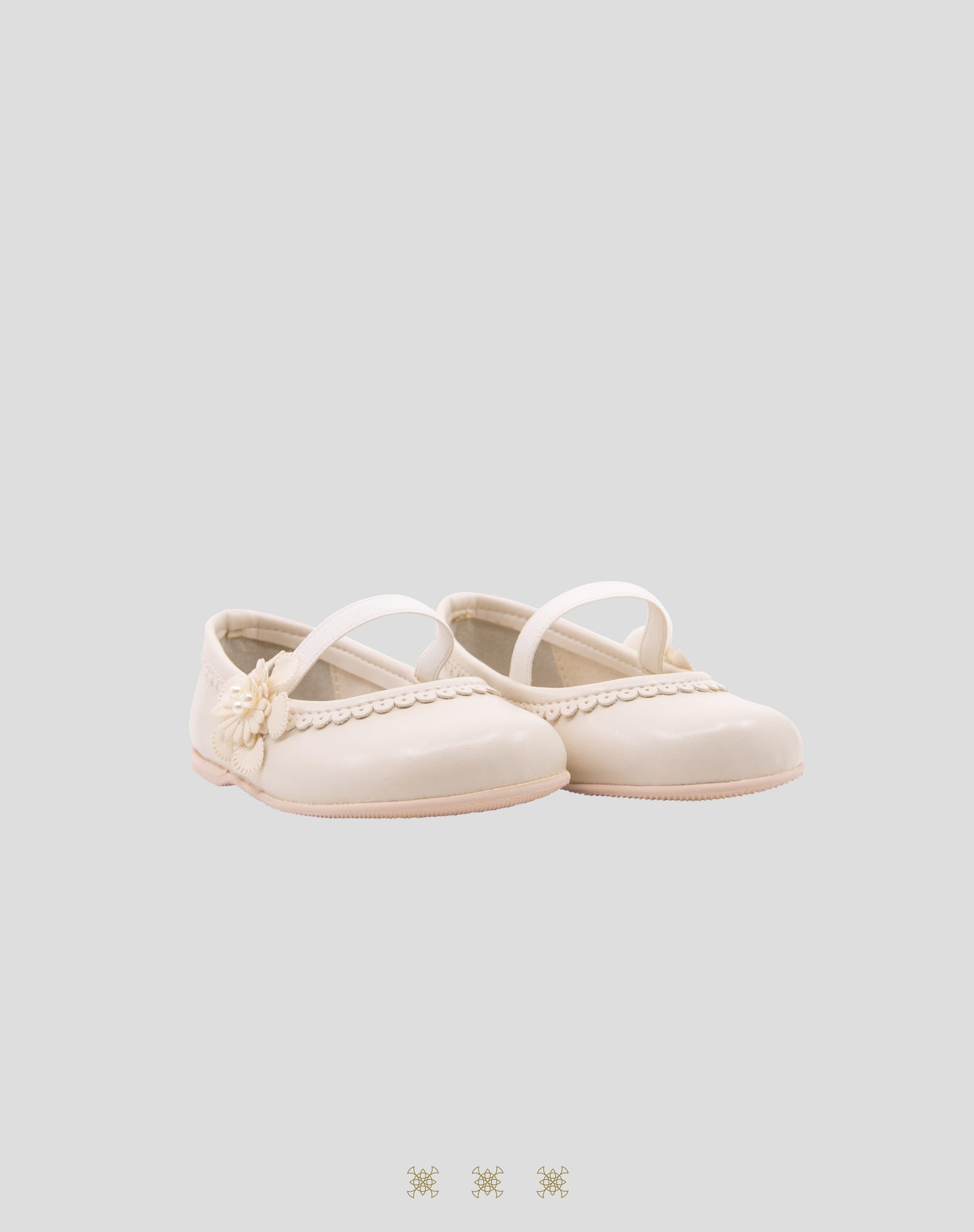 Zapatos de niña hueso 03-076