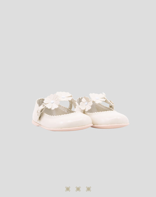 Zapatos de niña hueso 03-079