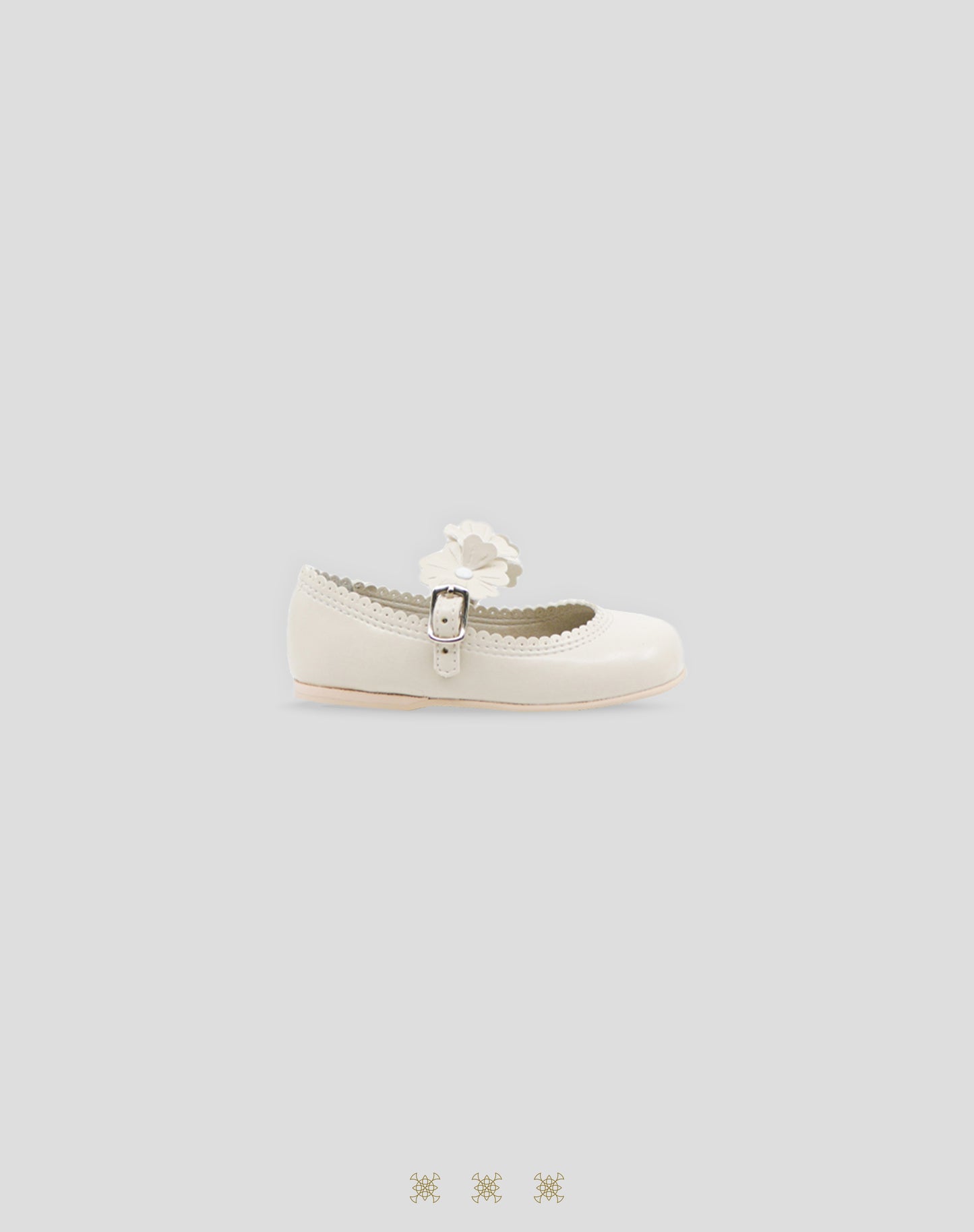 Zapatos de niña hueso 03-079